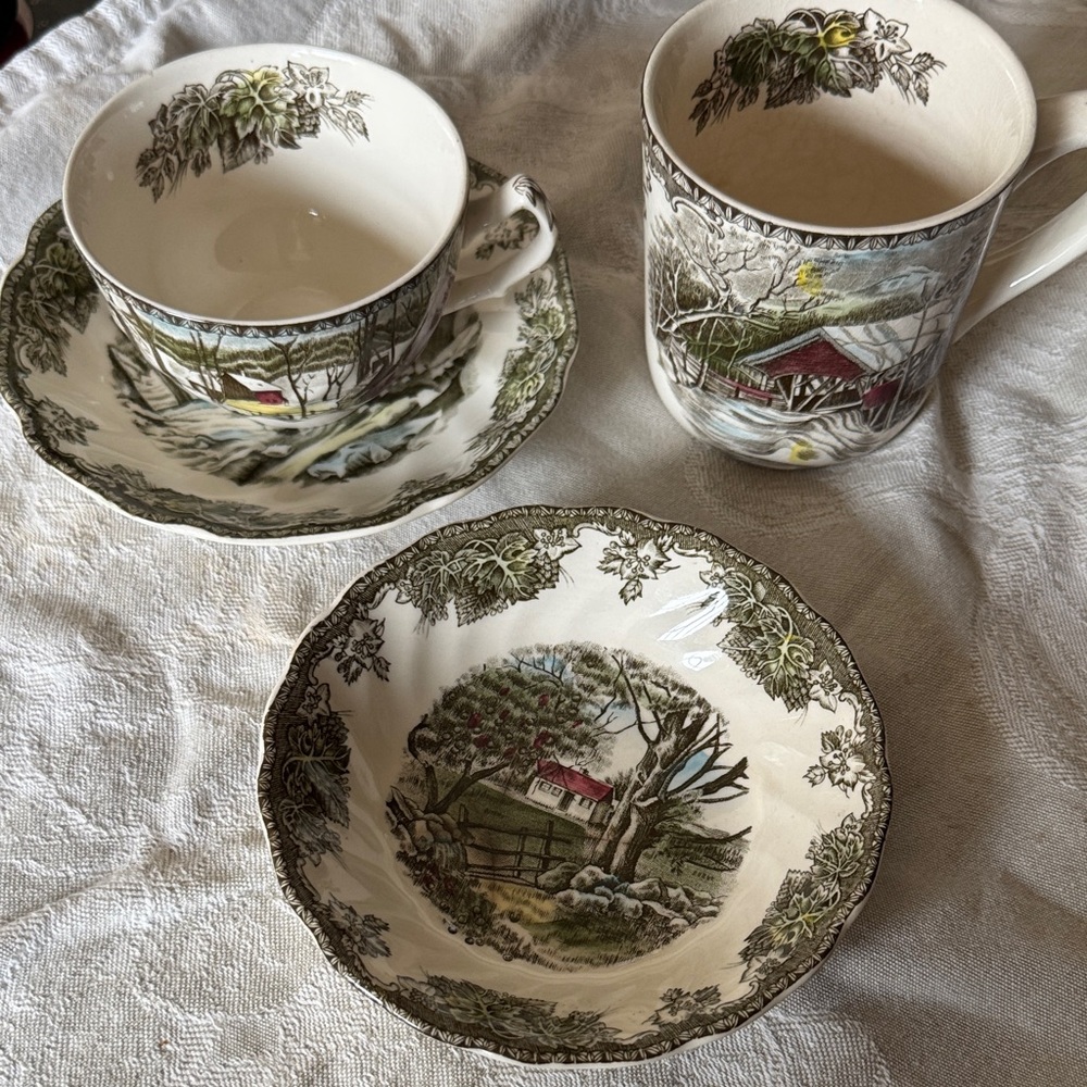 Johnson Brothers The Friendly Village bundle